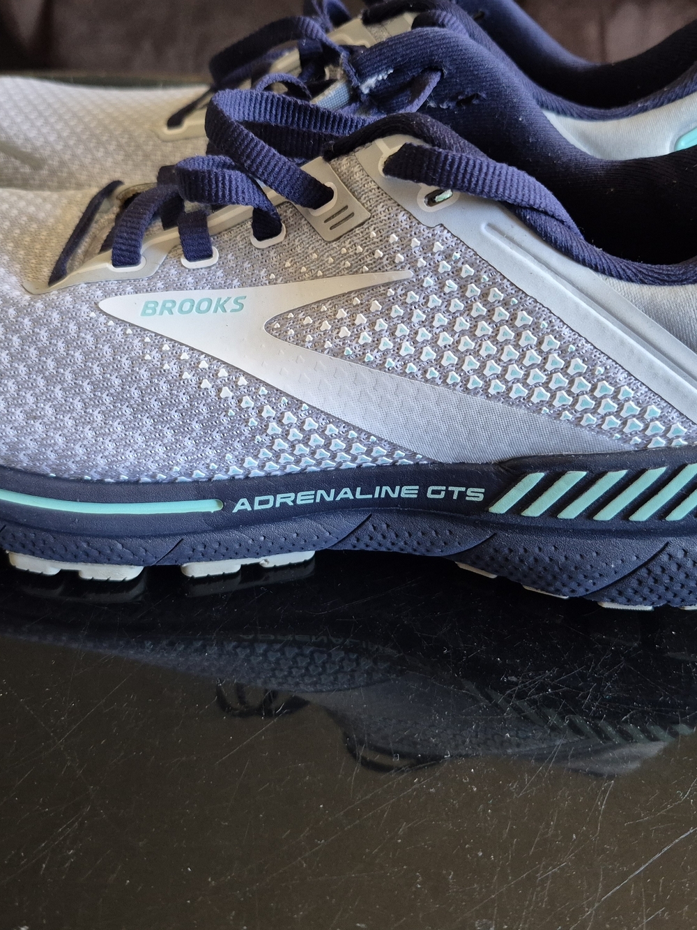 Brooks Adrenaline GTS Women's Running Shoes in Light Gray, Navy and Teal